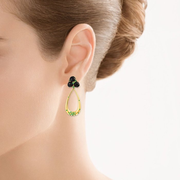 Серьги из золота с изумрудом и ониксом (Арт.me32543-em-bkox-yg_em_ox_yg)